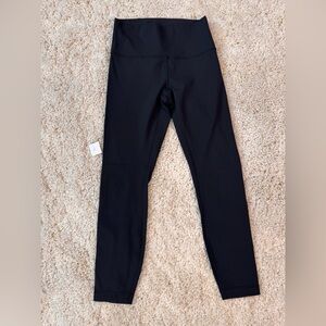 Lululemon Wunder Under Leggings.